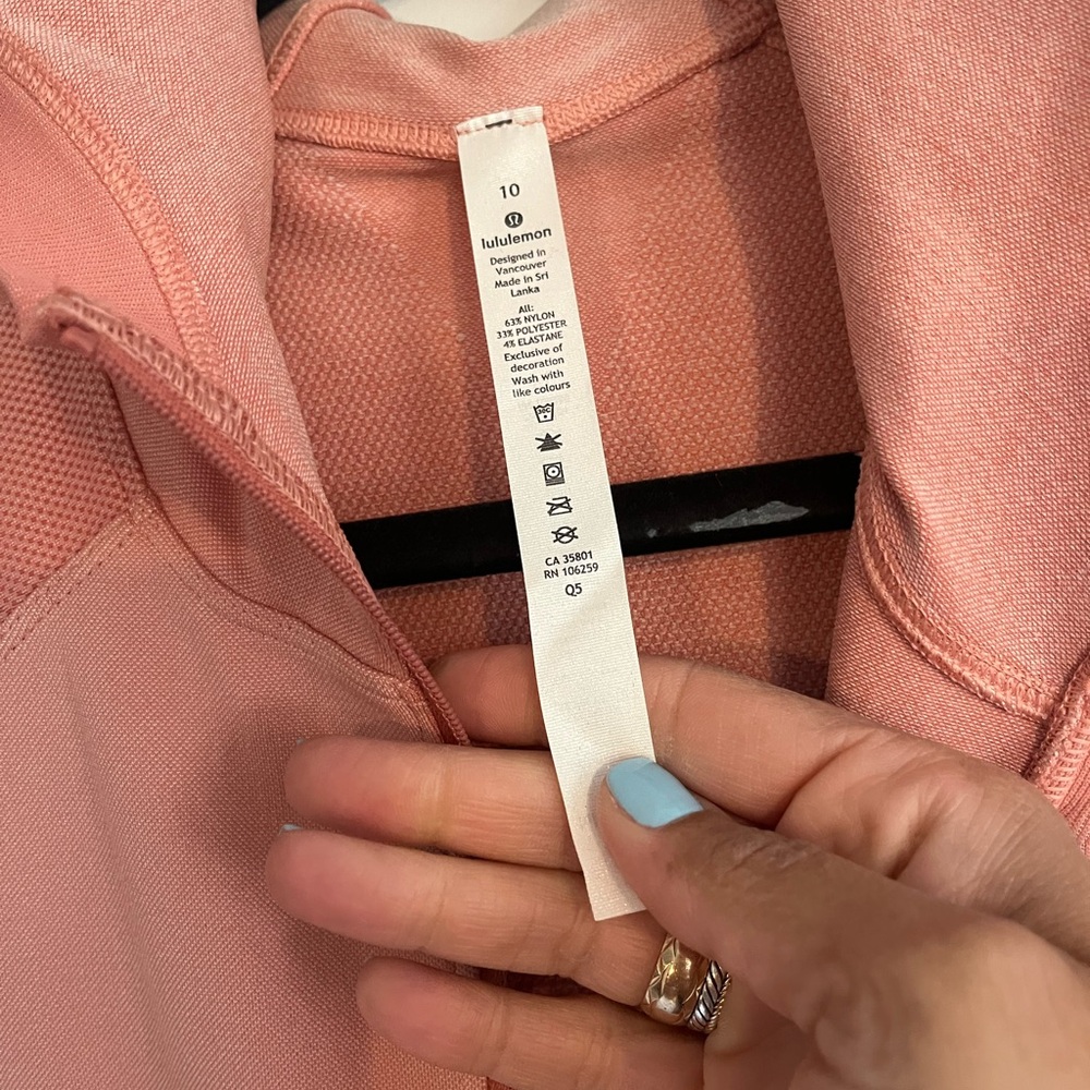 Lululemon Ebb to train zip up jacket, size 10- beautiful pinky peach color way - Picture 3 of 4